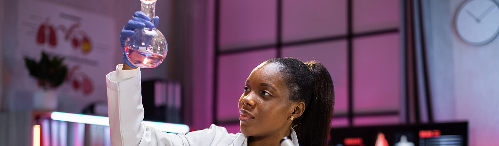 Graph Of Pharmaceutical Industry In AI Insights